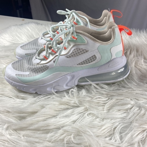 Nike Air Max 270 React Women’s Sneakers - Picture 4 of 8